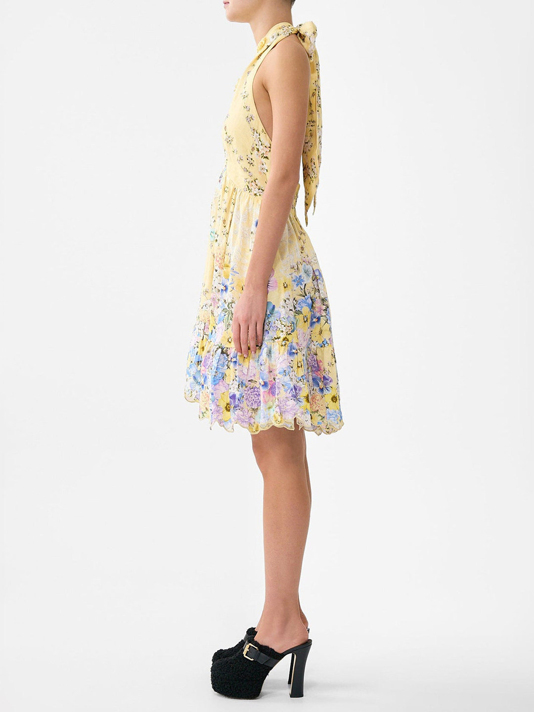 夏休みスタイル イエローの花柄刺繍レース ホローアウトAライ - Embroidery Yellow Dress のレビューと価格
