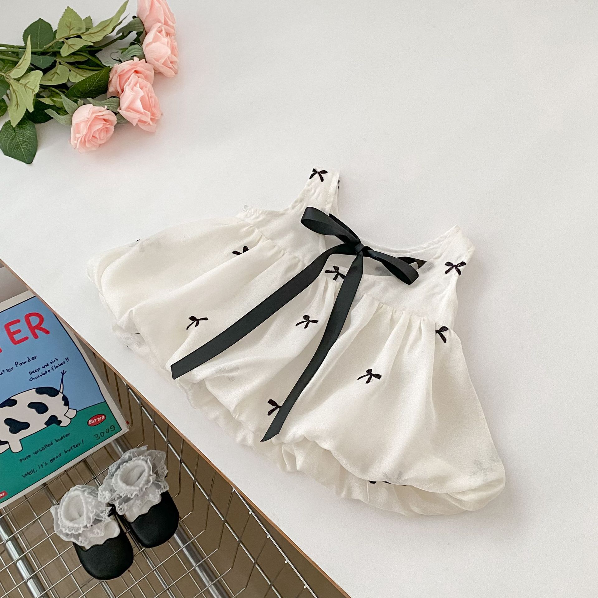 甘い女の赤ちゃん弓刺繍ブラウス幼児ノースリーブベスト 0-5 - Embroidery Cotton Shirt のレビューと価格