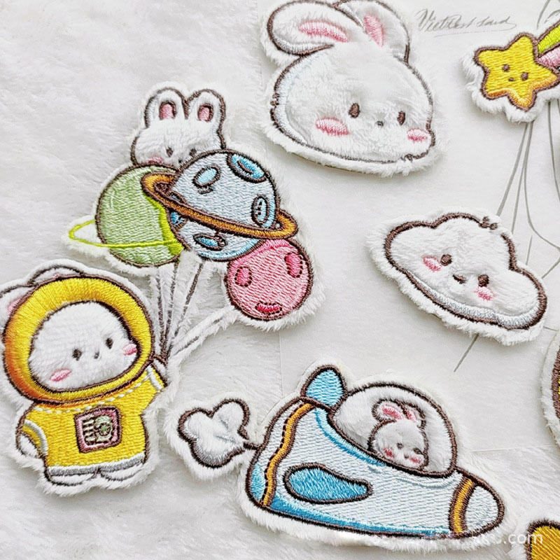 子供のための漫画の動物の絵のパッチ,自己粘着性の刺繍パッチ, - Embroidery Garments のレビューと価格